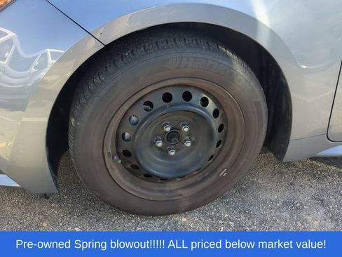 Used 2023 Toyota Corolla LE FWD image 6