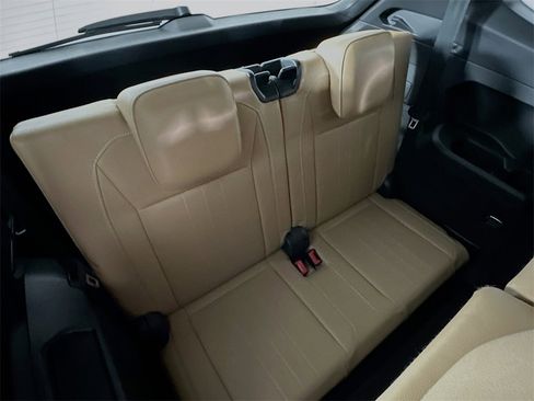 Used 2023 Volkswagen Tiguan SE image 25