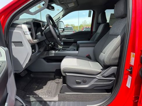 New 2026 Ford F350 4x4 Crew Cab Super Duty image 15