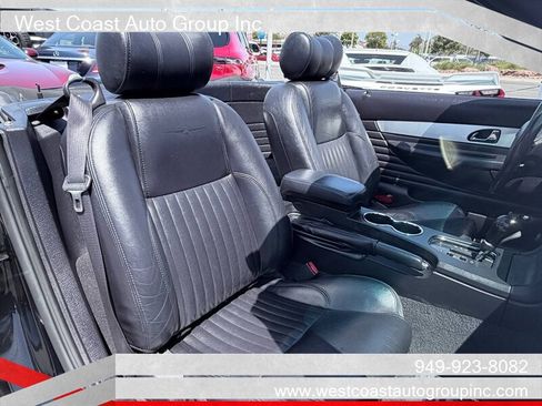 Used 2004 Ford Thunderbird RWD image 12