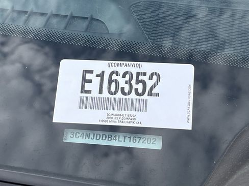 Used 2020 Jeep Compass Trailhawk image 23