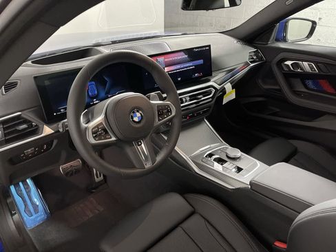 Used 2023 BMW 230i xDrive Coupe w/ Premium Package image 12
