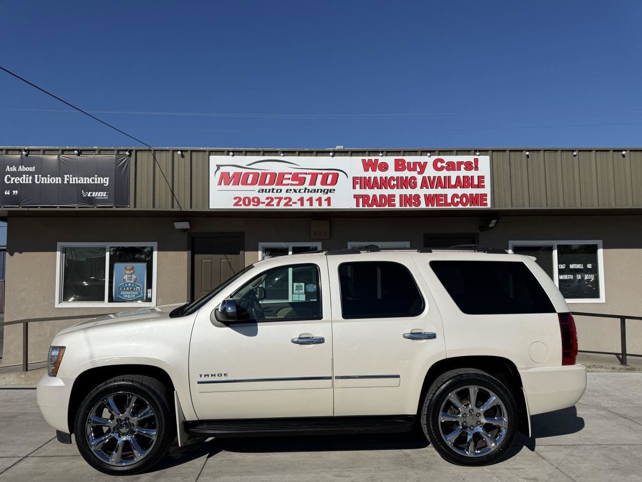 Used 2013 Chevrolet Tahoe LTZ AWD/4WD image 7
