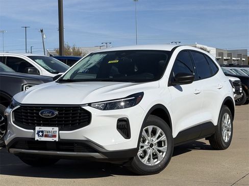 New 2026 Ford Escape Active image 24