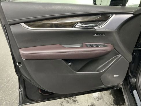 Certified 2020 Cadillac XT6 Premium Luxury FWD image 23