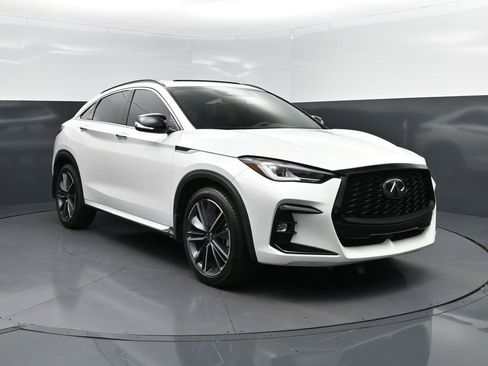 Certified 2024 INFINITI QX55 Luxe w/ Cargo Package image 9