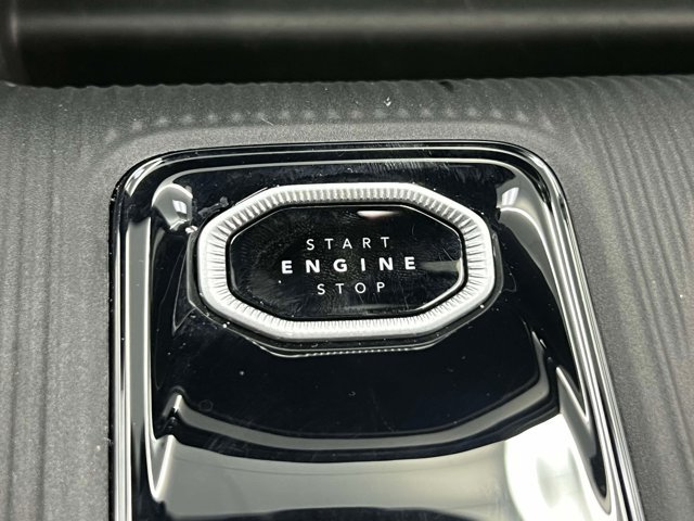 Used 2026 Jeep Cherokee Limited AWD/4WD image 25