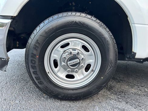 Used 2018 Ford F250 XL w/ XL Value Package image 14