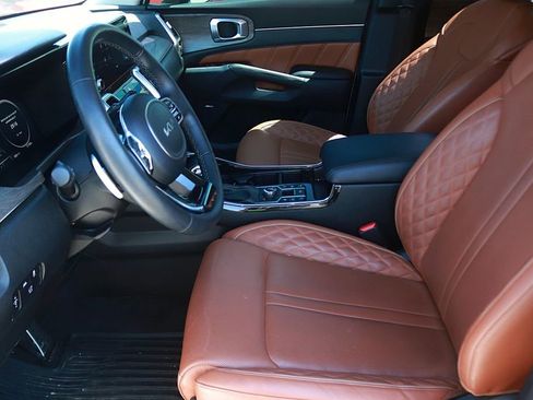 Used 2022 Kia Sorento SX Prestige w/ Rust Color Package AWD/4WD image 12
