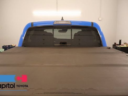Certified 2020 Toyota Tacoma TRD Off-Road w/ TRD Premium Off Road Package AWD/4WD image 27