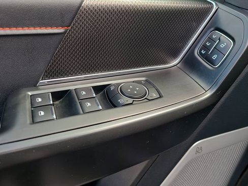 Used 2025 Ford F150 Raptor AWD/4WD image 13
