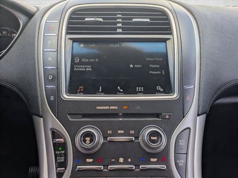 Used 2016 Lincoln MKX Premiere FWD image 13