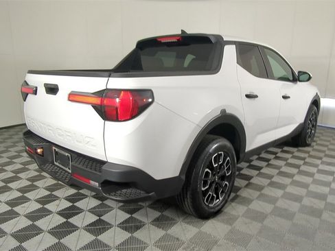 Used 2024 Hyundai Santa Cruz SEL image 5