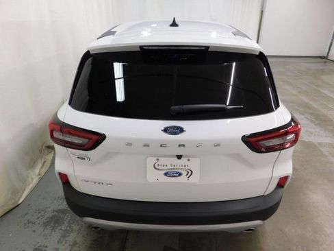 New 2026 Ford Escape Active w/ Cold Weather Package image 4