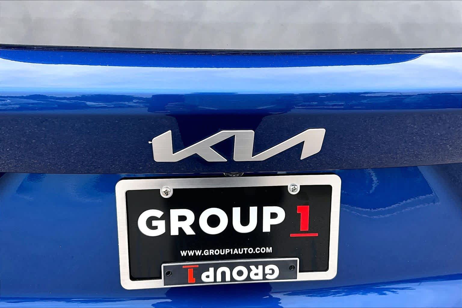 Used 2022 Kia Sorento S w/ Panoramic Sunroof Package FWD image 9