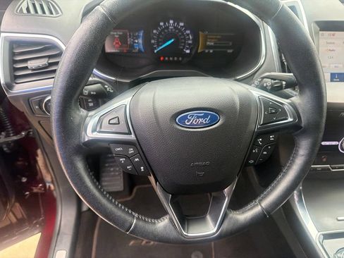 Used 2020 Ford Edge Titanium w/ Equipment Group 301A AWD/4WD image 17