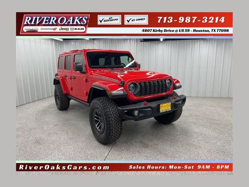 Used 2025 Jeep Wrangler Unlimited Rubicon image 1