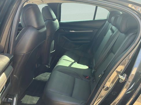 Used 2023 MAZDA MAZDA3 s FWD image 16