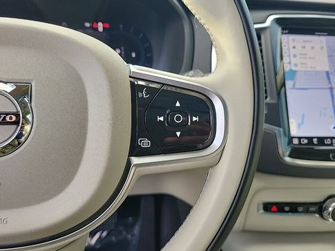 Used 2023 Volvo XC90 B5 Core w/ Protection Package Premier image 19