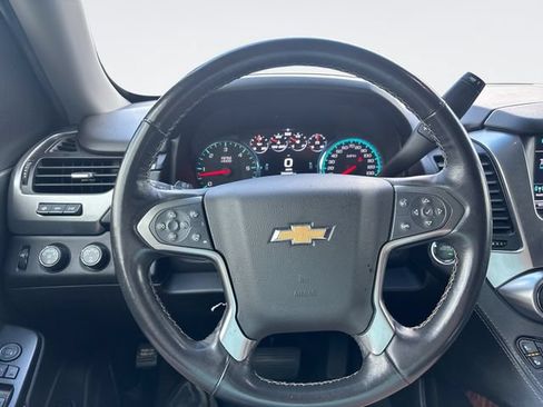 Used 2019 Chevrolet Tahoe Premier AWD/4WD image 14