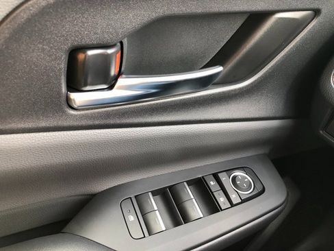 Used 2024 Toyota Prius XLE image 15