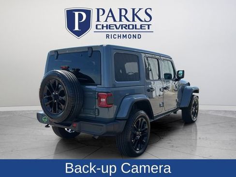 Used 2025 Jeep Wrangler Unlimited Sahara w/ Safety Group image 7