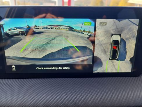 New 2026 Nissan Kicks SR w/ Cold Weather Package image 16