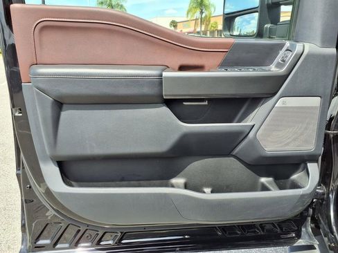 Used 2022 Ford F150 Lariat w/ Equipment Group 502A High image 23