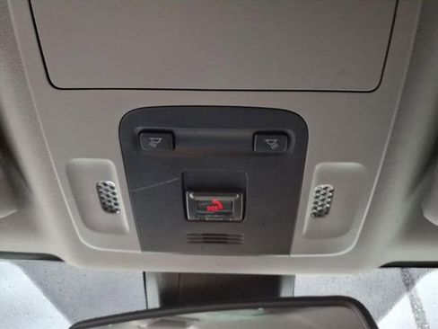 Used 2022 Toyota Camry SE image 28