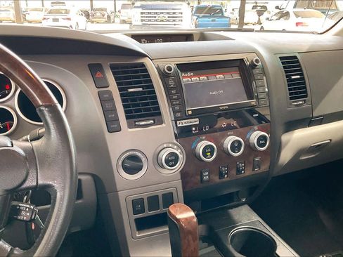 Used 2012 Toyota Tundra Limited w/ Platinum Pkg image 7