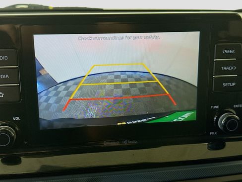Used 2021 Kia Seltos S FWD image 19