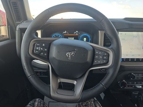Used 2026 Ford Bronco Outer Banks AWD/4WD image 16
