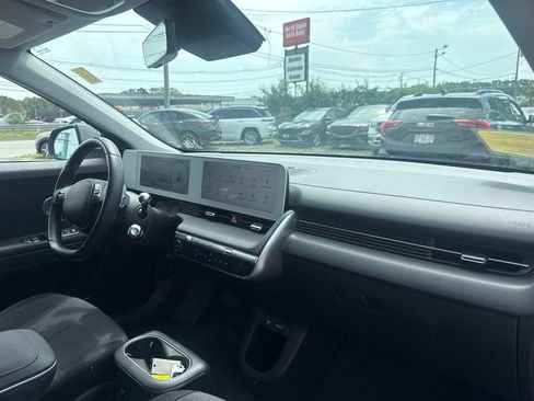 Used 2024 Hyundai Ioniq 5 SEL AWD/4WD image 25
