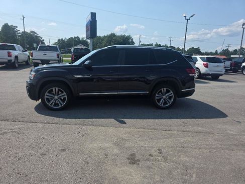 Used 2019 Volkswagen Atlas SEL R-Line FWD image 2