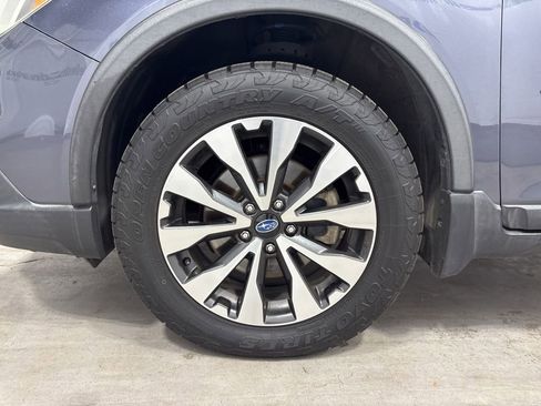 Used 2016 Subaru Outback 3.6R Limited AWD/4WD image 17
