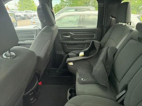 Certified 2025 RAM 2500 Big Horn AWD/4WD image 7