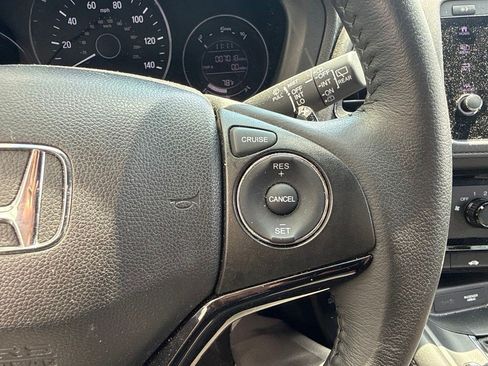 Used 2019 Honda HR-V Sport image 12