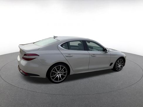 Used 2025 Genesis G70 2.5T image 15