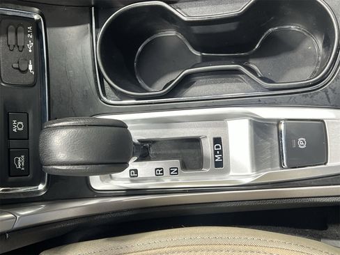 Used 2022 Subaru Ascent Premium w/ Convenience Package image 19