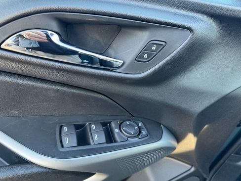 New 2026 Chevrolet Trax LS image 10