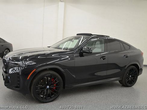 Used 2024 BMW X6 M60i w/ Dynamic Handling Package image 4