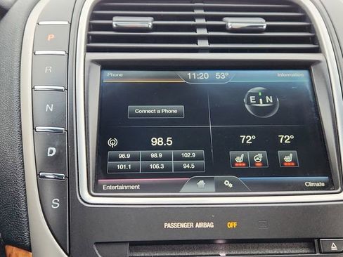 Used 2016 Lincoln MKX Select w/ Climate Package image 43