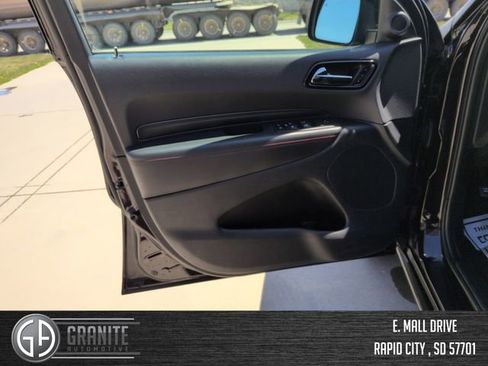 Used 2024 Dodge Durango GT AWD/4WD image 11