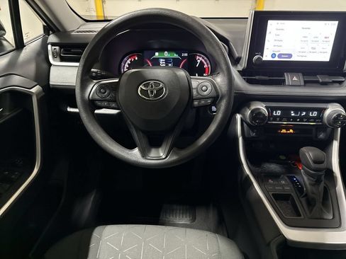 Used 2024 Toyota RAV4 XLE FWD image 11