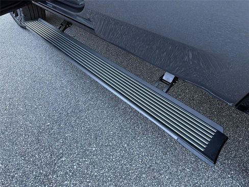 New 2026 Jeep Grand Wagoneer Limited AWD/4WD image 8