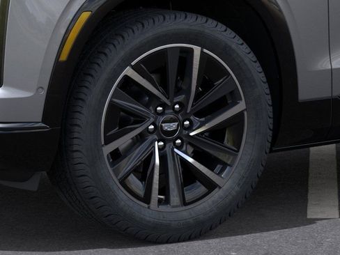 Used 2026 Cadillac Vistiq Sport image 9