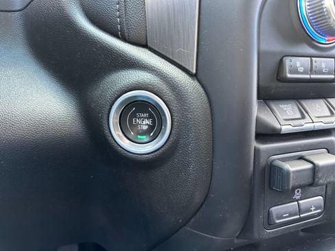 Used 2021 GMC Sierra 2500 Denali w/ Denali Ultimate Package AWD/4WD image 32