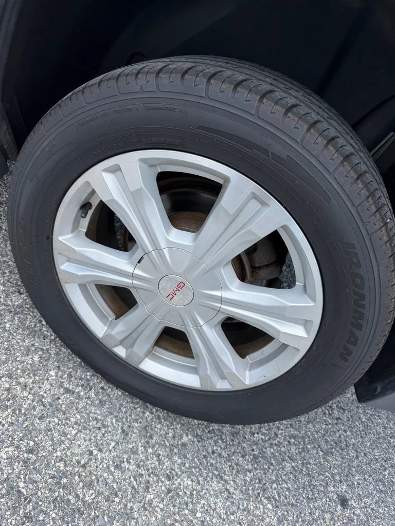 Used 2017 GMC Terrain SLT FWD image 25