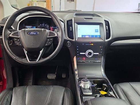 Used 2020 Ford Edge Titanium w/ Equipment Group 301A image 2