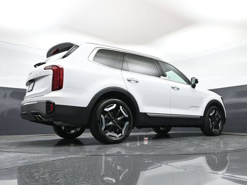 Used 2025 Kia Telluride S FWD image 49